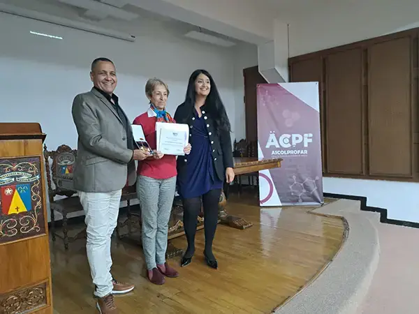 2 UNIVERSIDAD DE LA SALLE BIENVENIDA Y ENTREGA PLACA- 14 DE MAYO copia 2